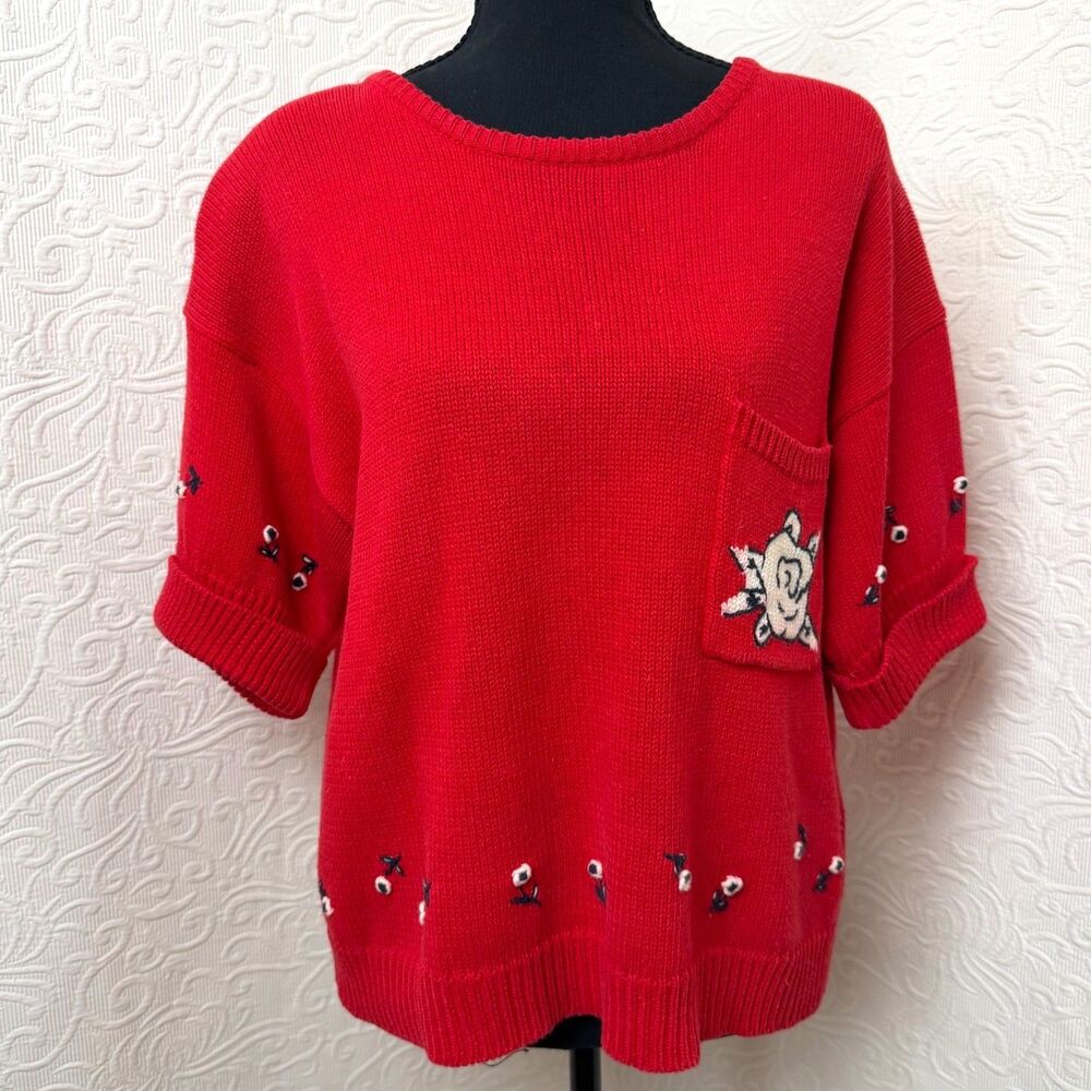 VTG 80s 90s Chaus Short Sleeve Red Knit Sweater Embroidered Floral Pocket M